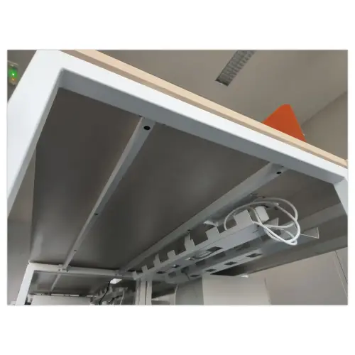 Bureau pieds réglables – 160 x 80 cm – Reconditionné