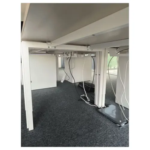 Bureau pieds réglables – 160 x 80 cm – Reconditionné