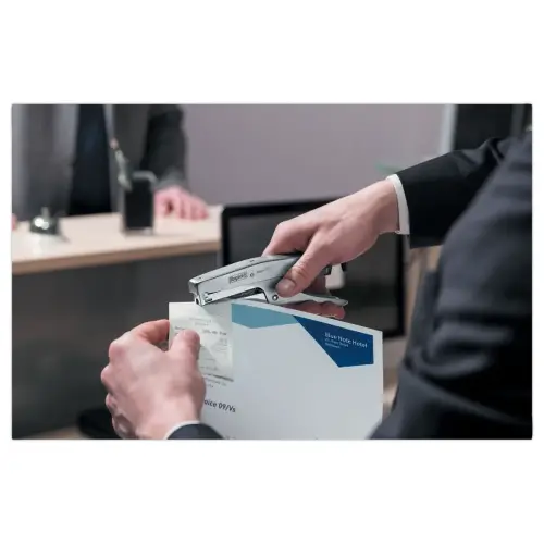 Pince agrafeuse Sp19 1/4 - m&eacute;tal mat - RAPID + une bo&icirc;te de 5000 agrafes offerte 