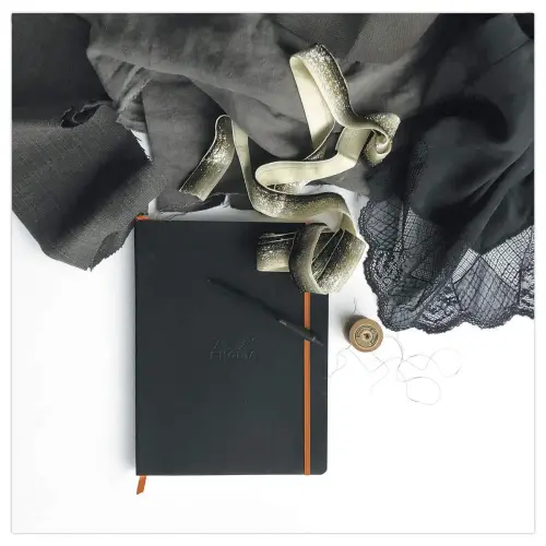 Carnet broché Rhodiarama A5 160 pages - couverture souple - noir - RHODIA