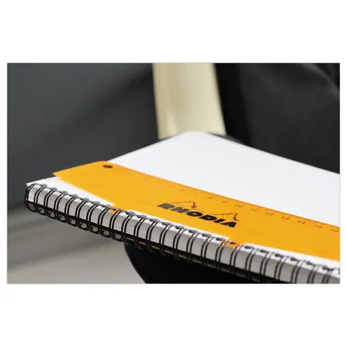 Cahier couverture carton 160 pages A4+5x5. Noir