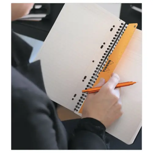 Cahier couverture carton - 160 pages A4+lign&eacute; - Noir - RHODIA 