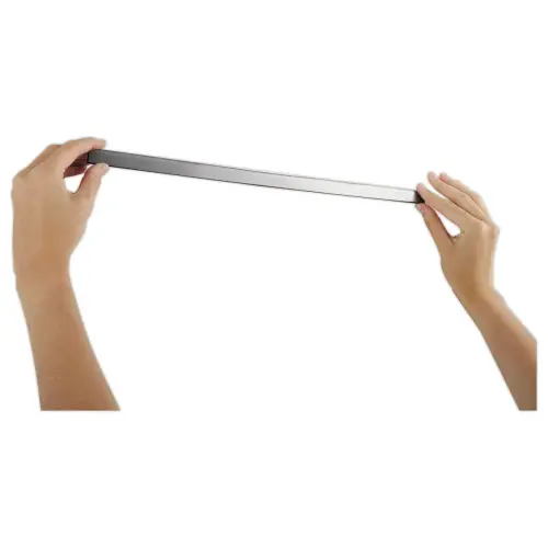 Rouleau magn&eacute;tique &agrave; d&eacute;couper. Argent. 