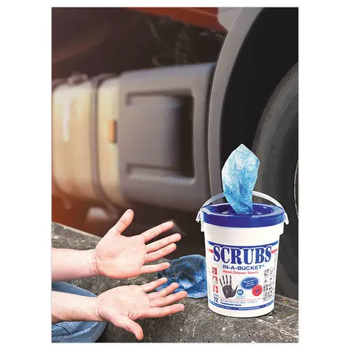 Lingettes nettoyantes mains en atelierSCRUBS