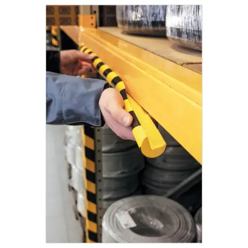 Profilé de protection d'angles en mousse polyuréthane C25R