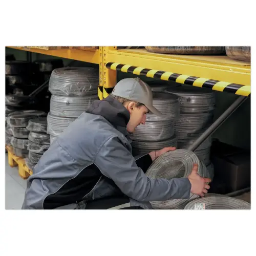 Profilé de protection d'angles en mousse polyuréthane C25R