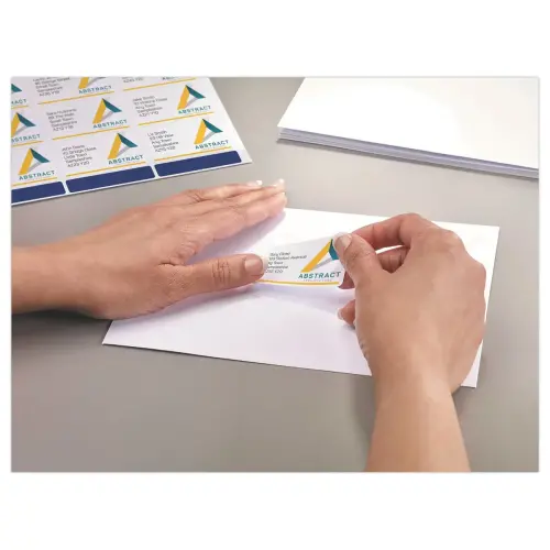 100 Planches de 16 étiquettes adresses blanches pour imprimantes laser - 99,1 x 33,9 mm - AVERY