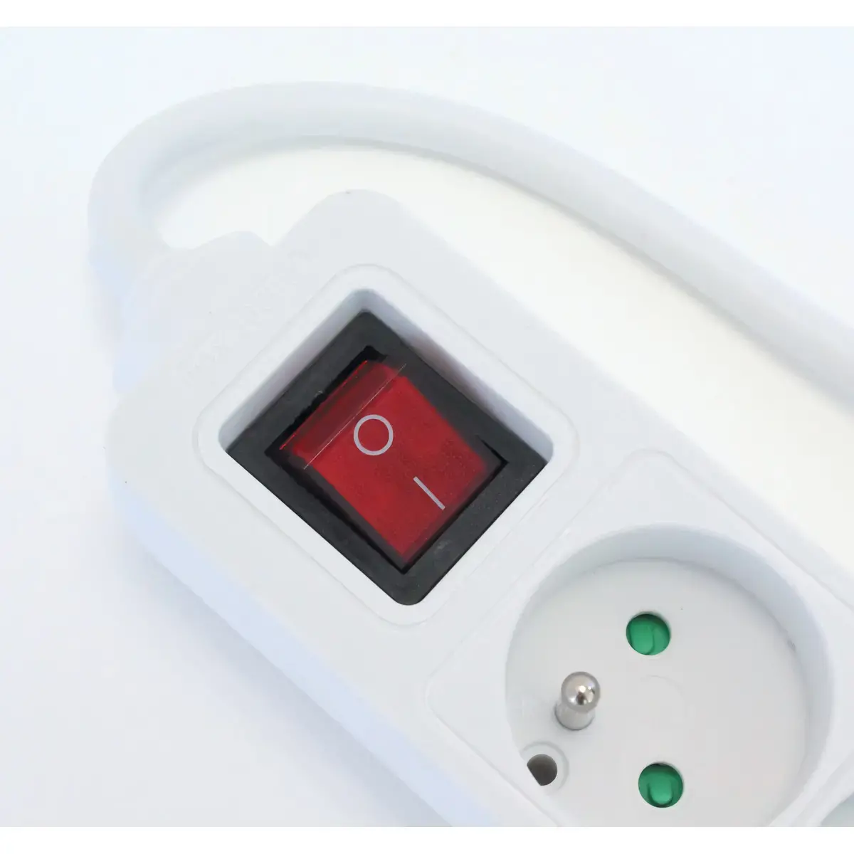 Blocs 3 prises - Avec USB et interrupteur - C&acirc;ble 1,5m 