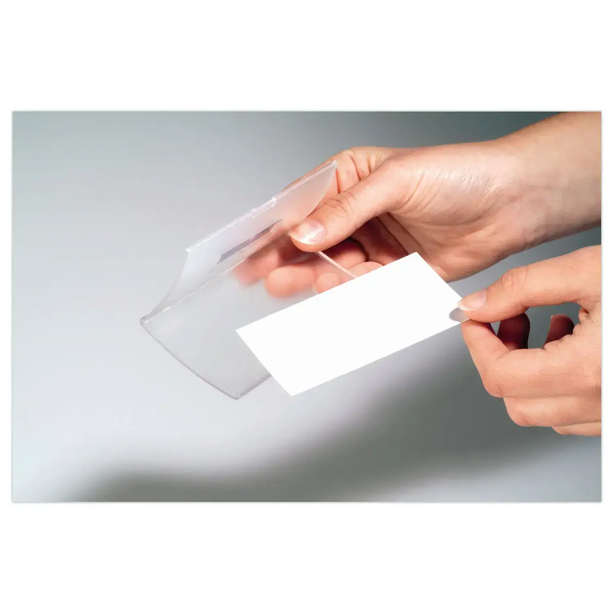 25 Badges Click Fold DURABLE - 9 x 5,4 cm - Fixation clip