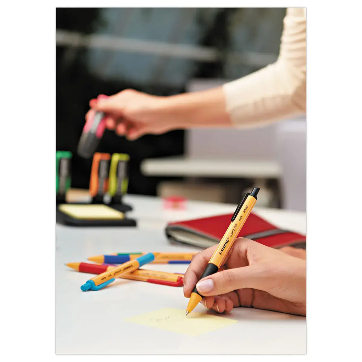 Stylo-bille pointball - Rechargeable - Noir - STABILO