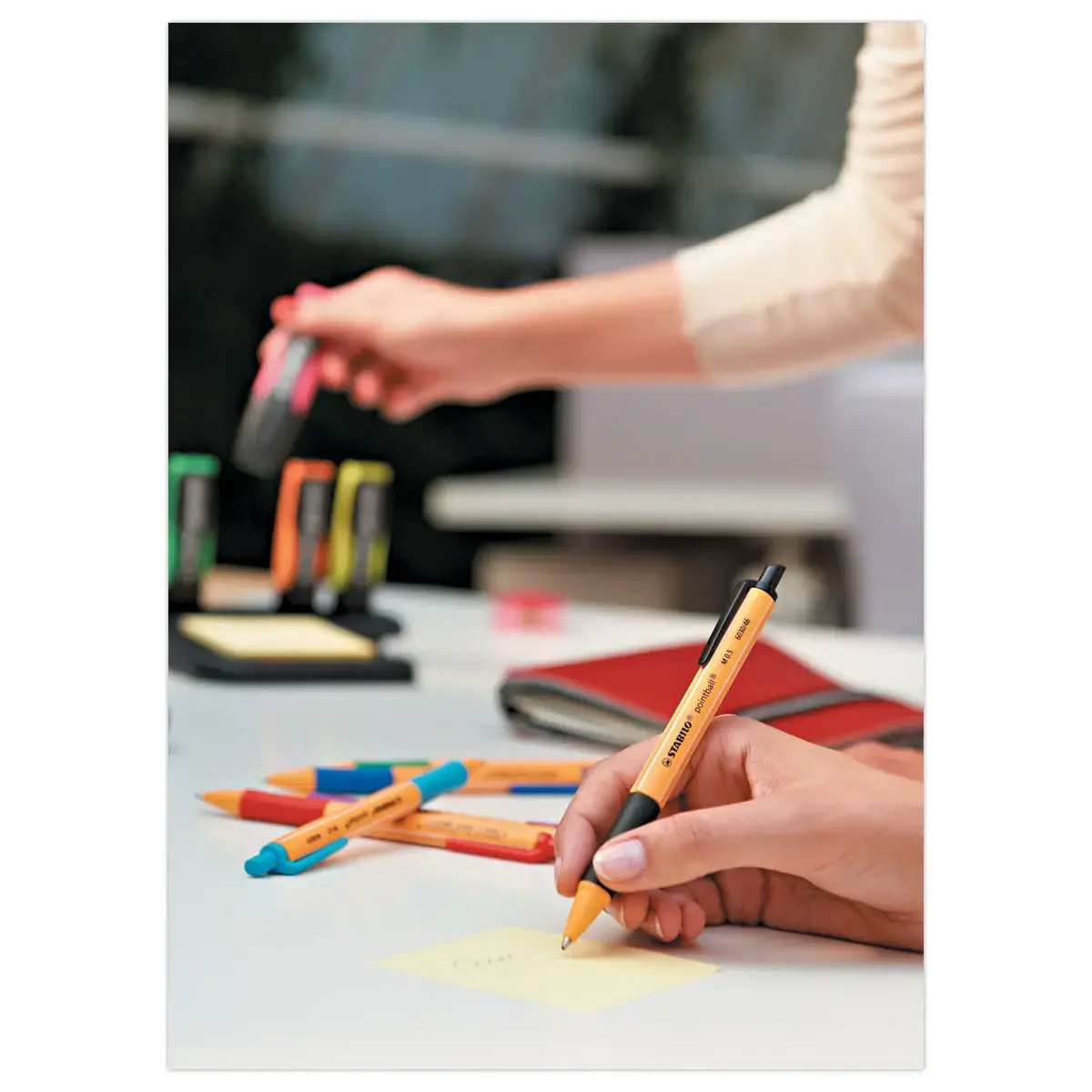 Stylo-bille pointball - Rechargeable - Rouge - STABILO 