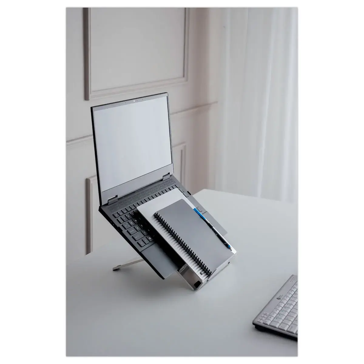 Support Q260 pour PC portable mobile et repliable - 230x310x7mm