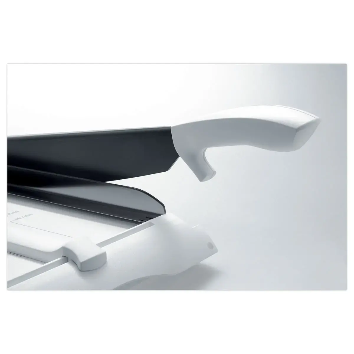 Cisaille IDEAL 1133 A4 - 15 feuilles