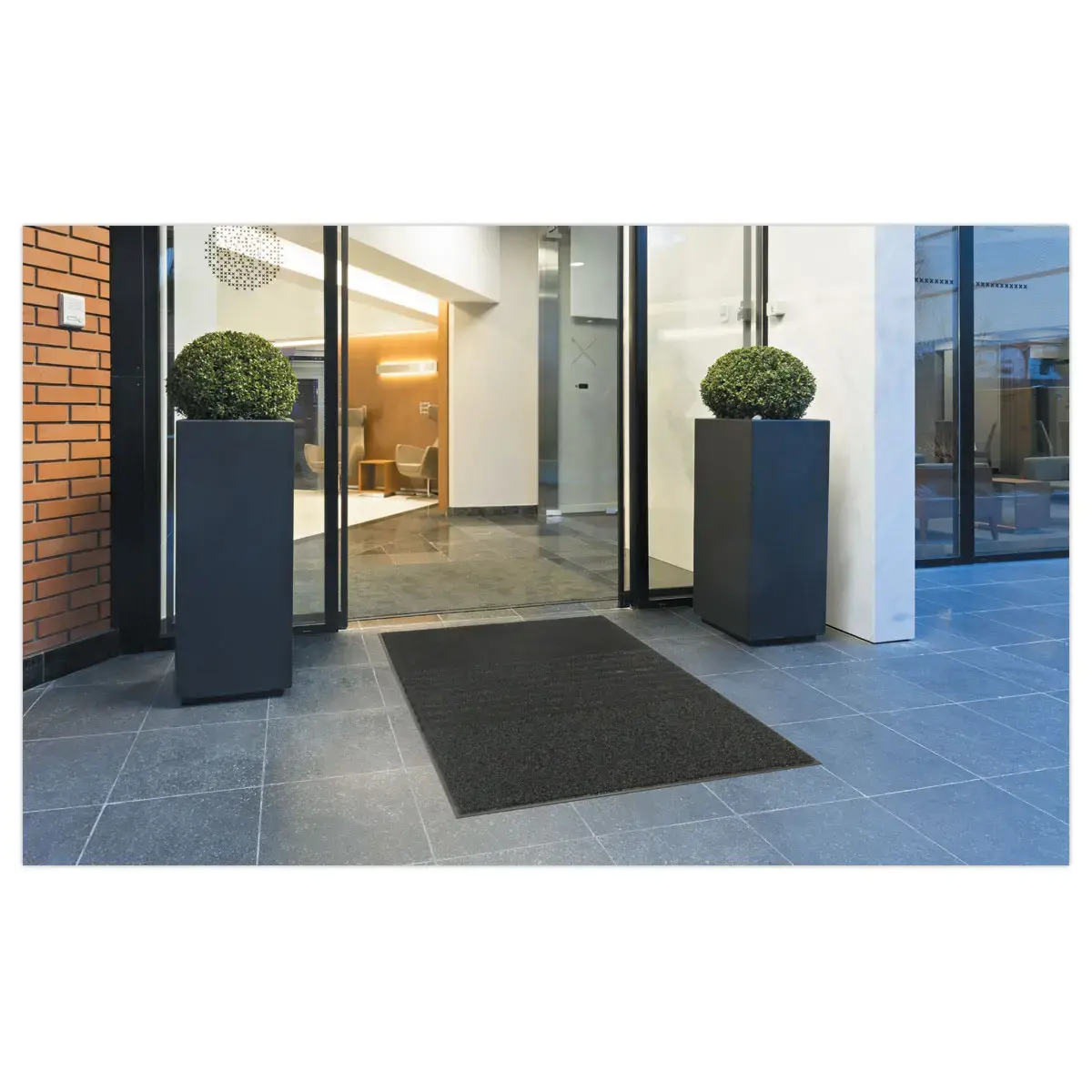 Tapis d'accueil ext&eacute;rieur Capture antid&eacute;rapant - L 90 x l 150 cm 