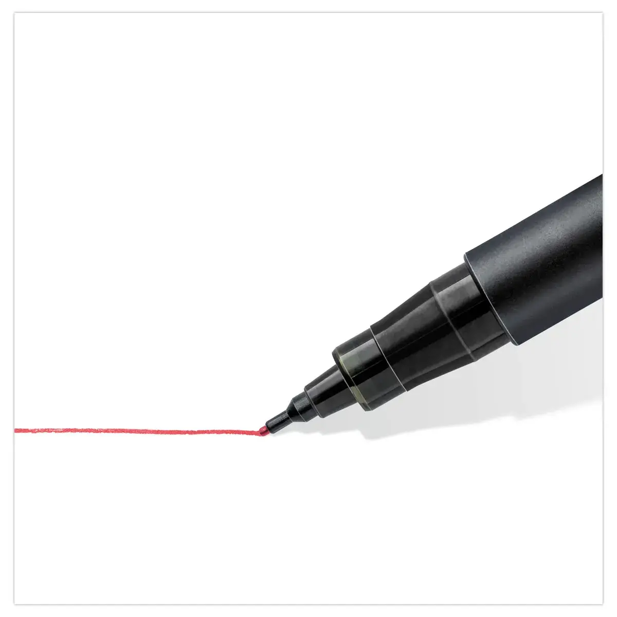 Feutre de rétroprojection permanent Lumocolor - 0,4mm - rouge - STAEDTLER