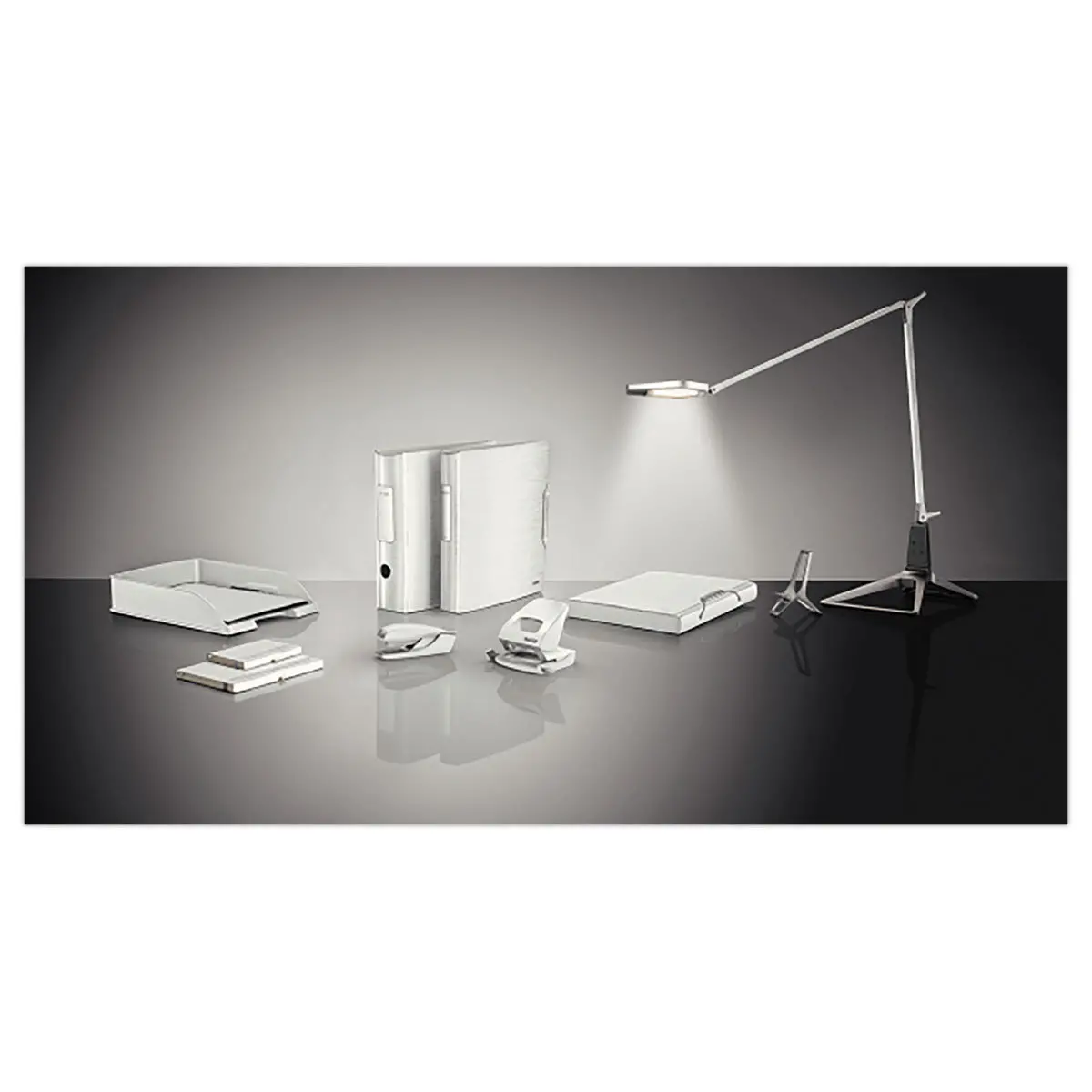 Agrafeuse de bureau Leitz Style - 24/6-26/6 - Blanc - LEITZ