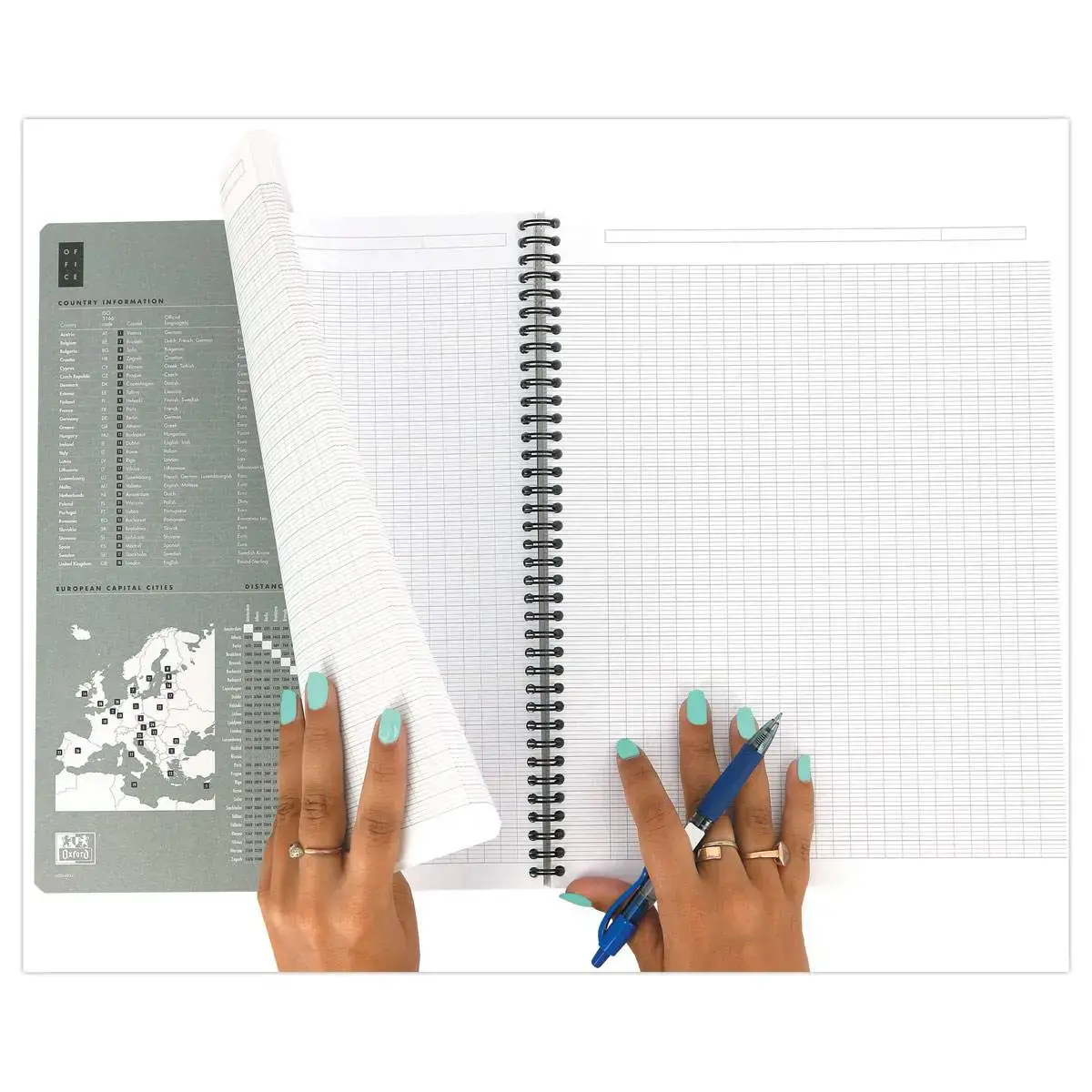 Cahier spirale Essentials - 24x32 cm - seyès 180 pages - OXFORD
