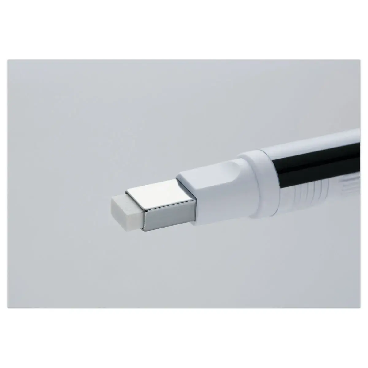Stylo gomme Mono Z&eacute;ro - Rechargeable - Pointe rectangle - TOMBOW 
