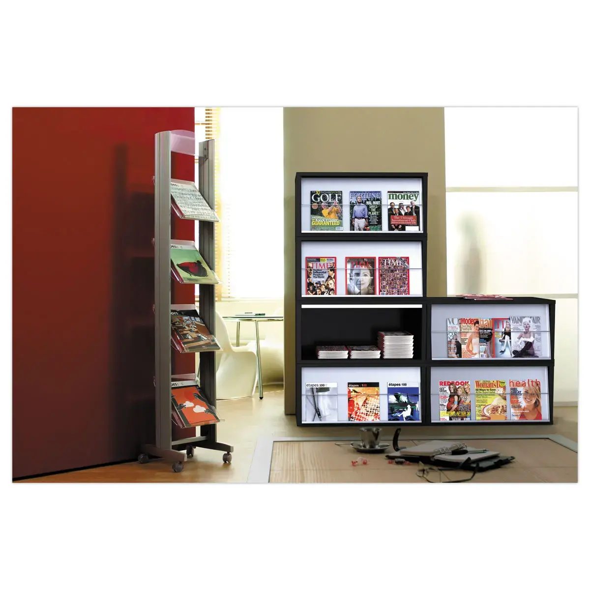 Présentoir Multibloc modulable en polystyrène noir avec porte grise