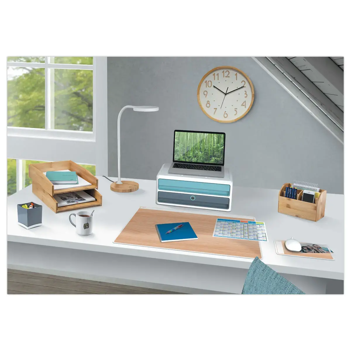 Lampe LED Flex - Blanc et socle bois - CEP