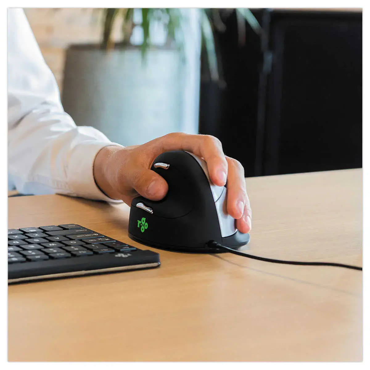 R-Go HE Souris ergonomique verticale filaire gaucher modèle moyen