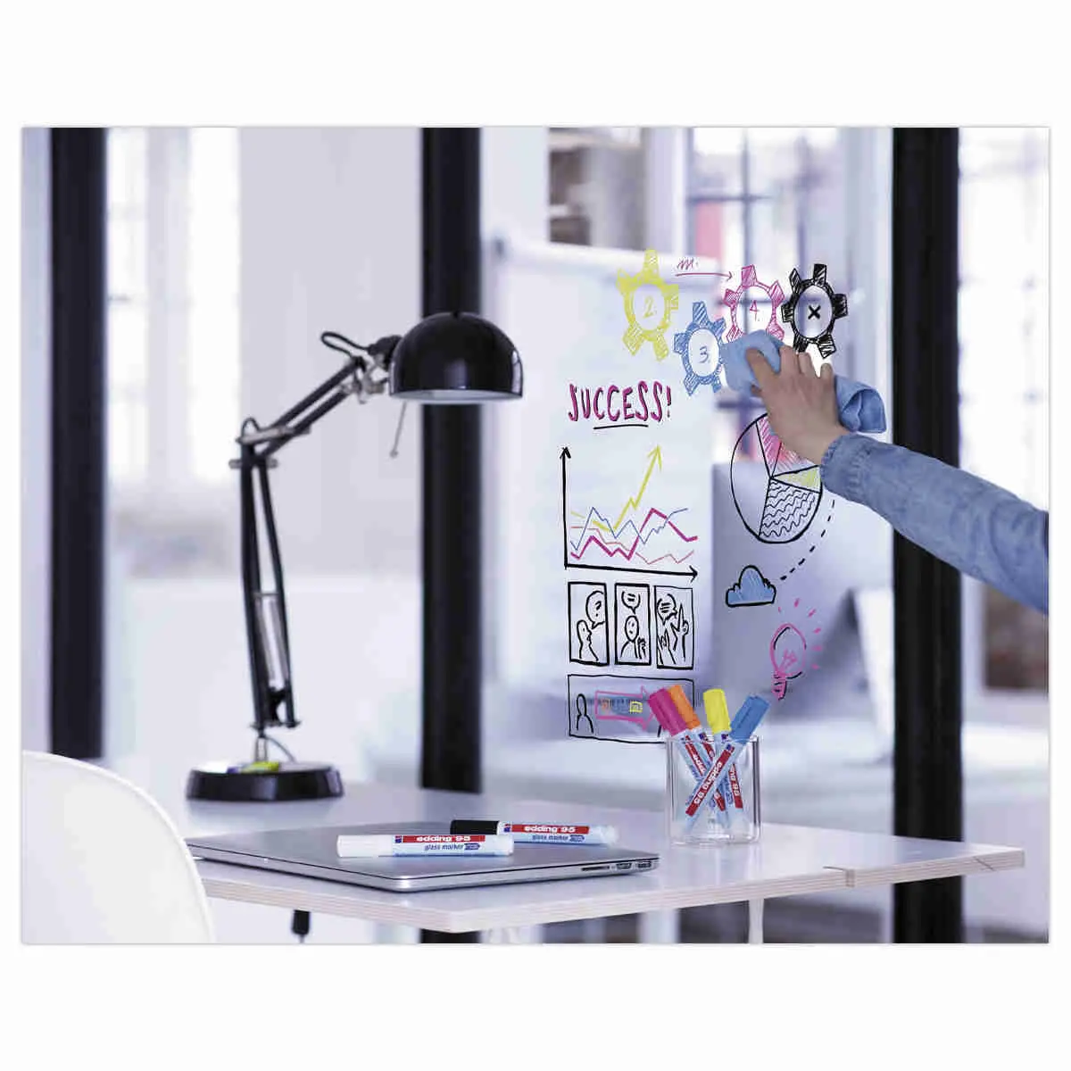 6 Marqueurs effaçables pour surfaces en verre EDDING 95 - Pointe ogive - Coloris assortis