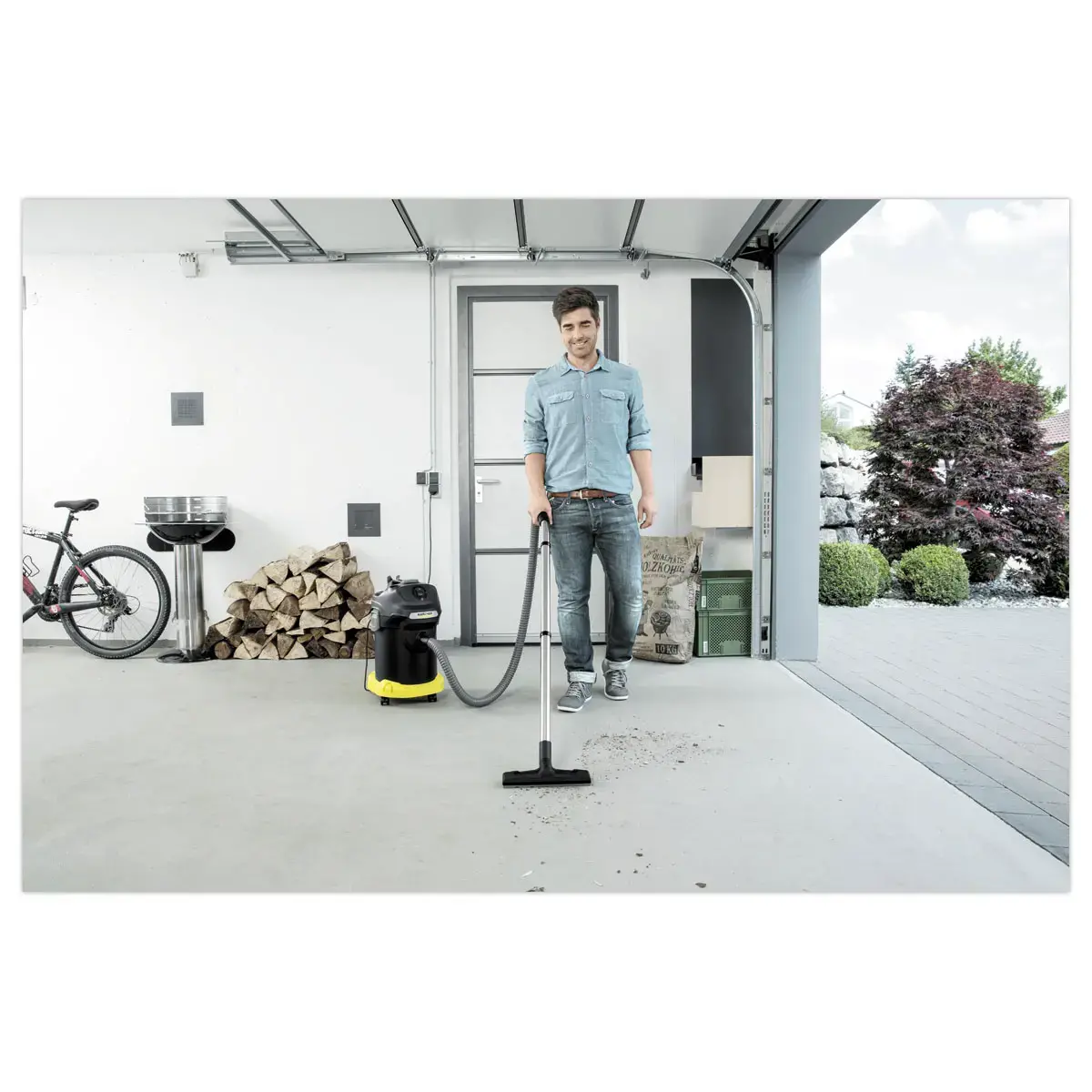 Aspirateur Cendres & Poussiere AD 4 Premium 