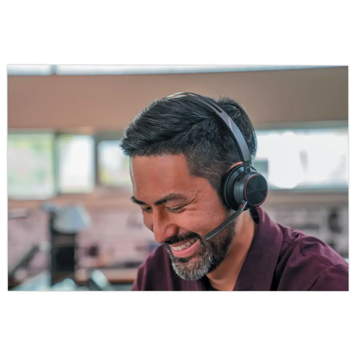 Casque bluetooth sans fil Poly VoyagerFocus 2 USB-C 
