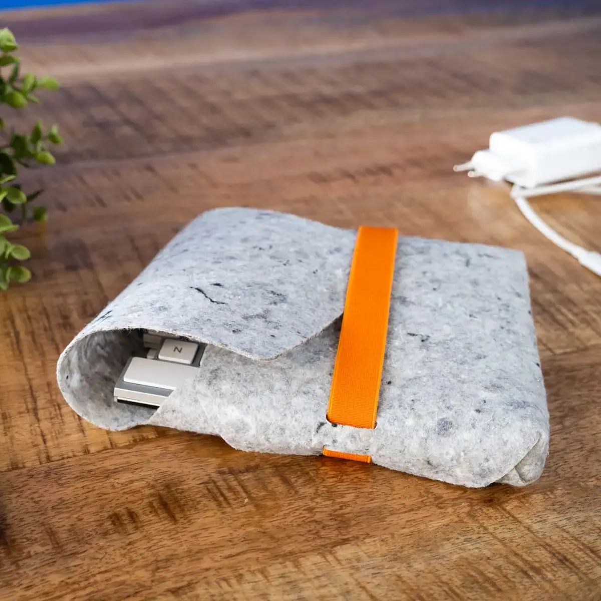 Pochette pour clavier Split - En feutre - R-Go Tools